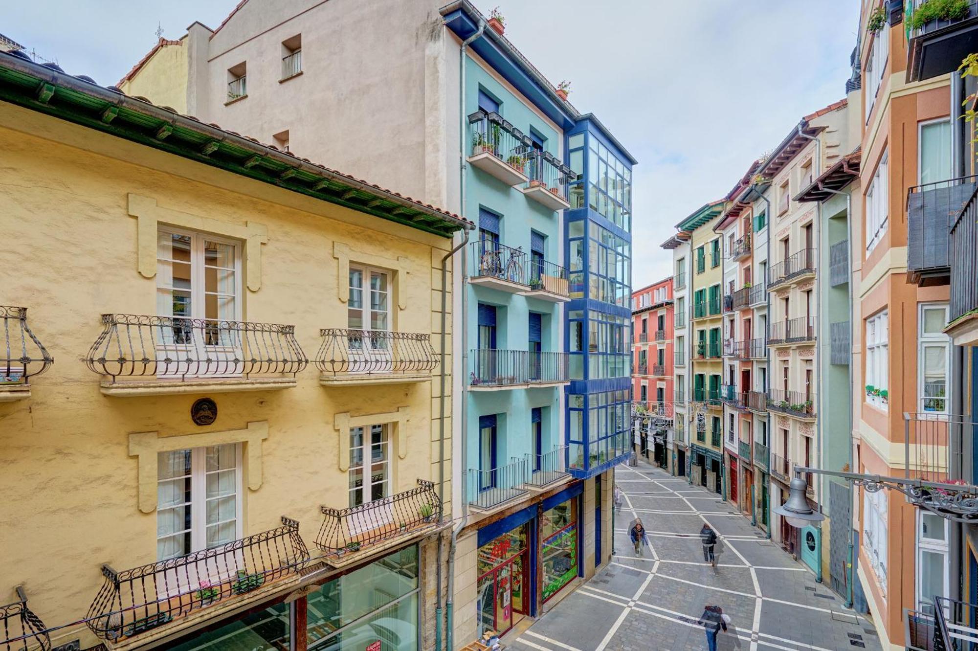 Heart Of Pamplona Apartments IV By Clabao Екстериор снимка